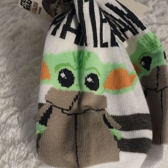 Star Wars Mandalorian "Wanted" Socks - Picture 4 of 5